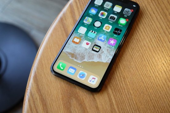 Apple iPhone X comes with face detection feature